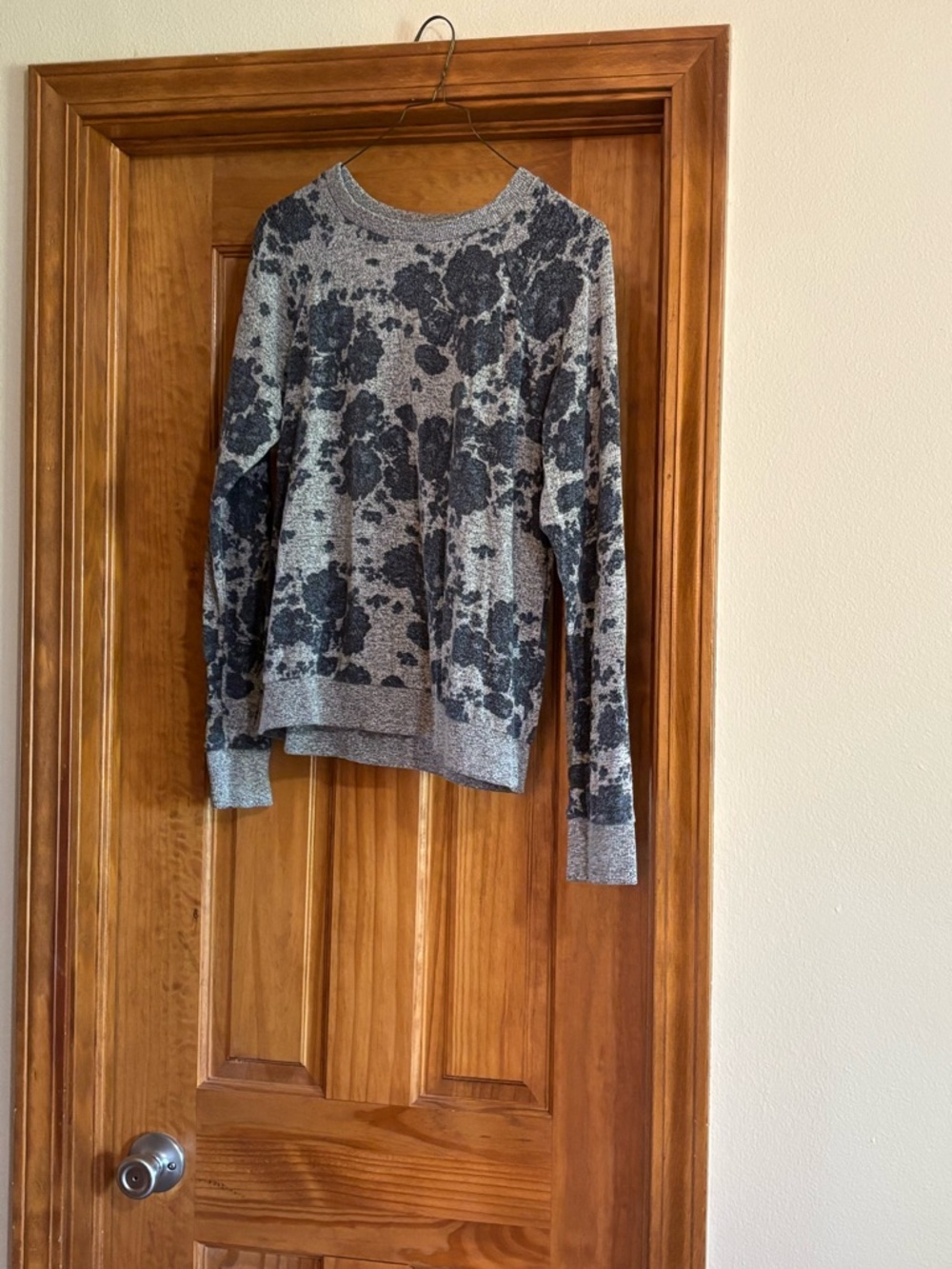Z Supply Heather Gray Knit Top - Picture 7 of 10